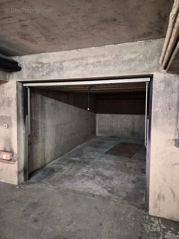 Parking 14 m² à Chambery  - photo 2