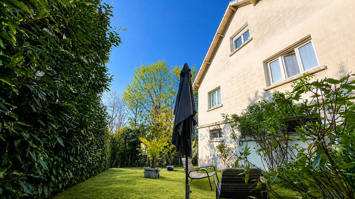 Maison à MARLY-LE-ROI