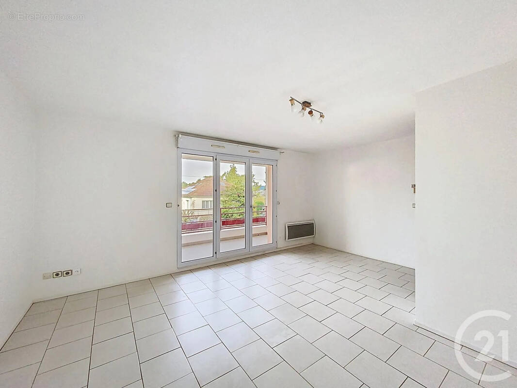 Appartement à SENS