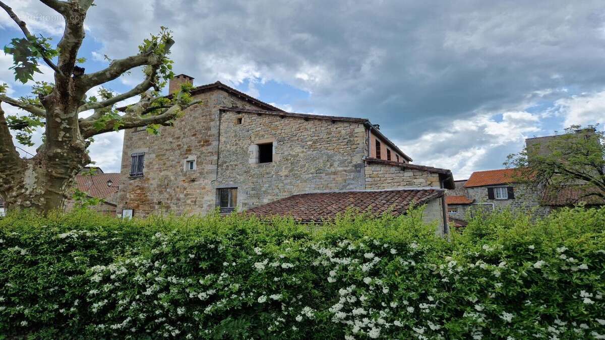 20230525152434 - Maison à FIGEAC