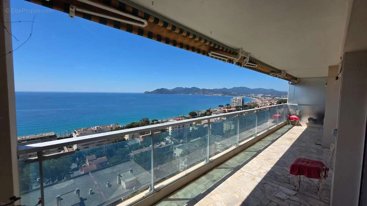 Appartement à CANNES
