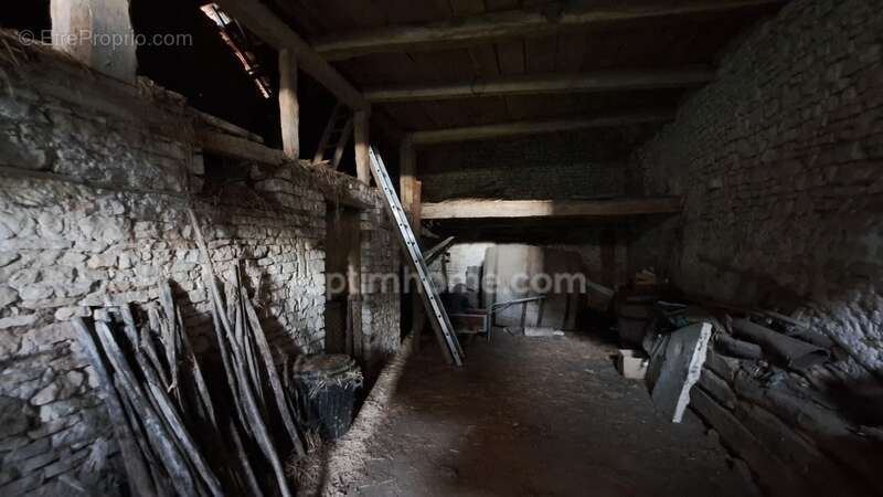 Maison à SOING-CUBRY-CHARENTENAY