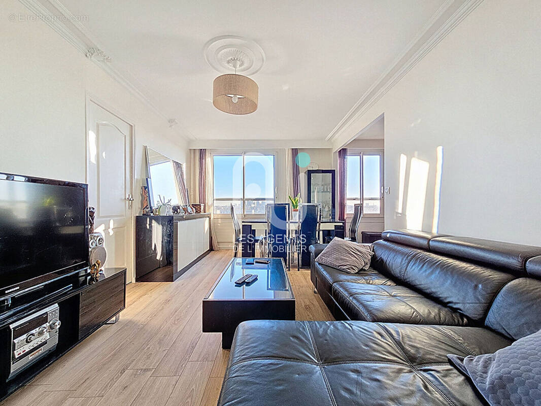 Appartement à ASNIERES-SUR-SEINE