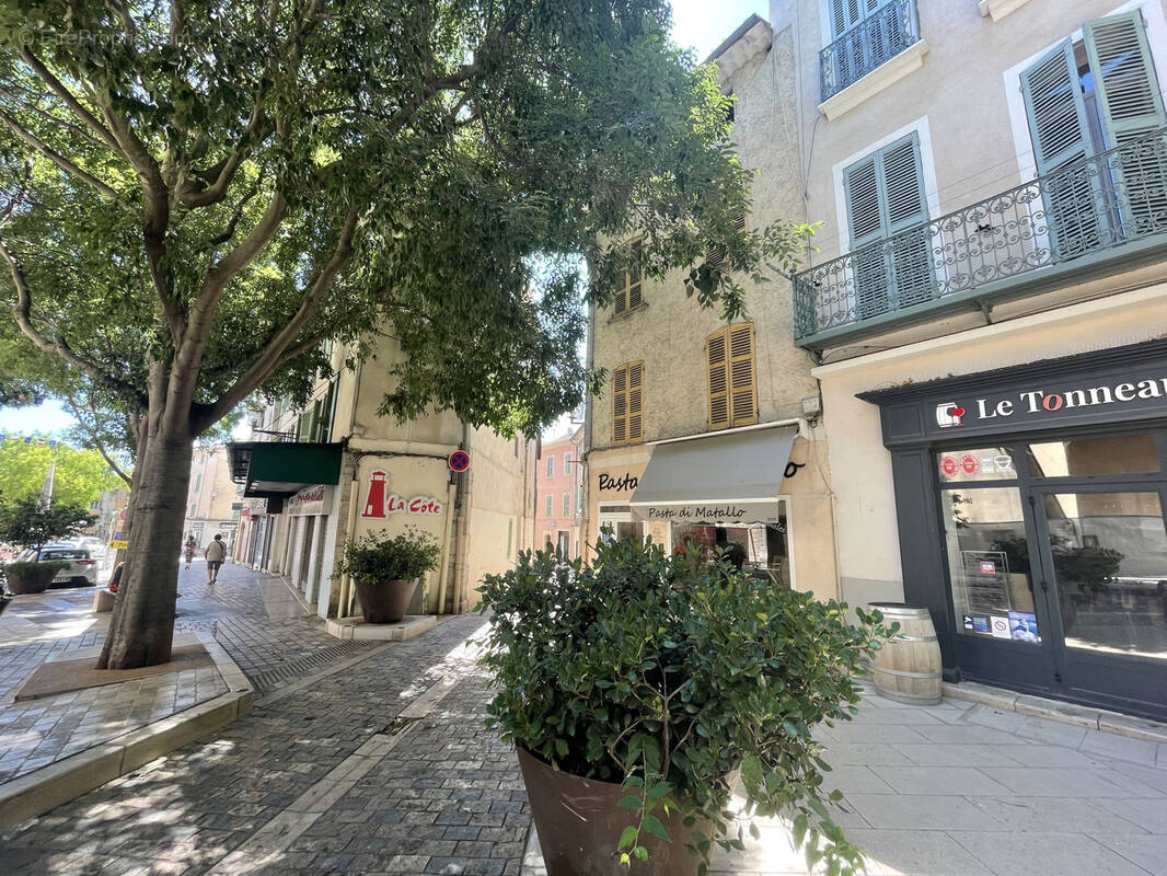 Appartement à LA VALETTE-DU-VAR