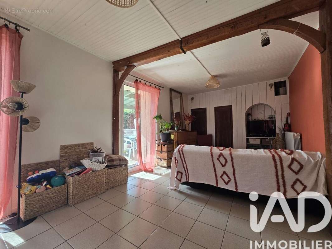 Maison 120 m² à Saint-Jacques-De-Thouars  - photo 4