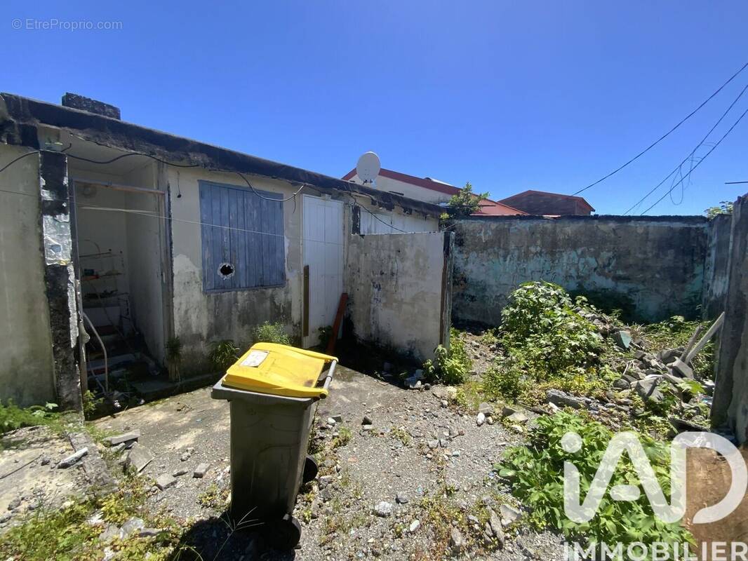 Photo 1 - Maison à SAINT-BENOIT