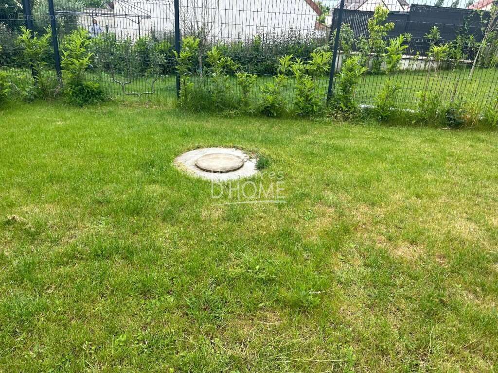 Maison à ROZAY-EN-BRIE