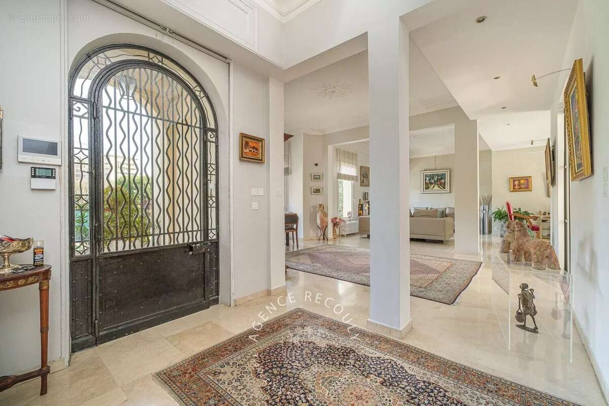 Maison à MARSEILLE-8E
