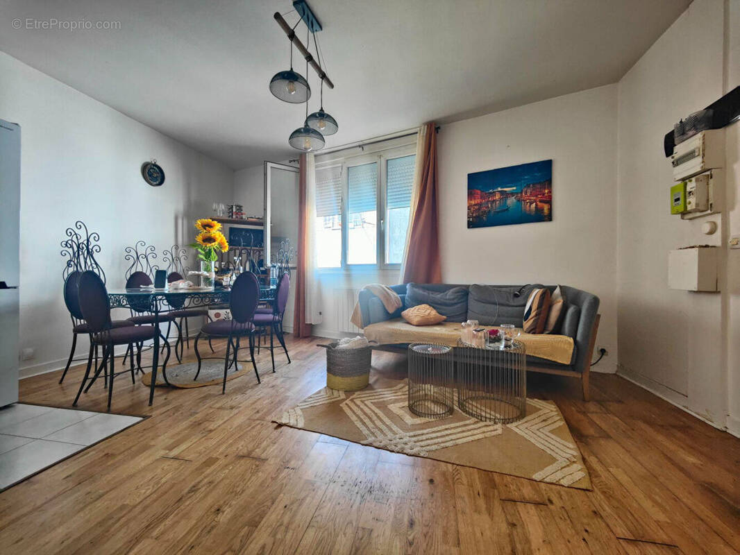 Appartement à TRIGNAC