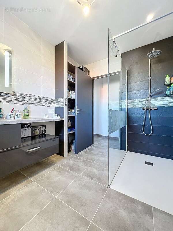 Maison à SAUVETERRE-DE-GUYENNE