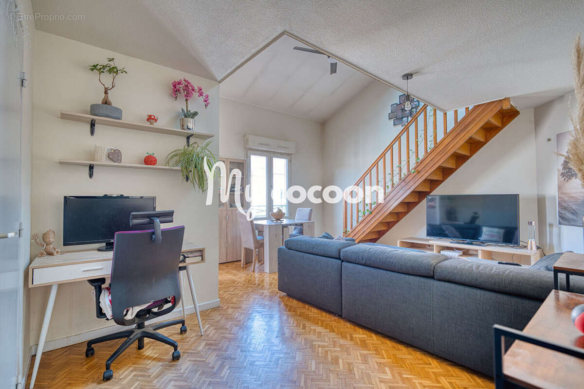 Appartement à LYON-8E