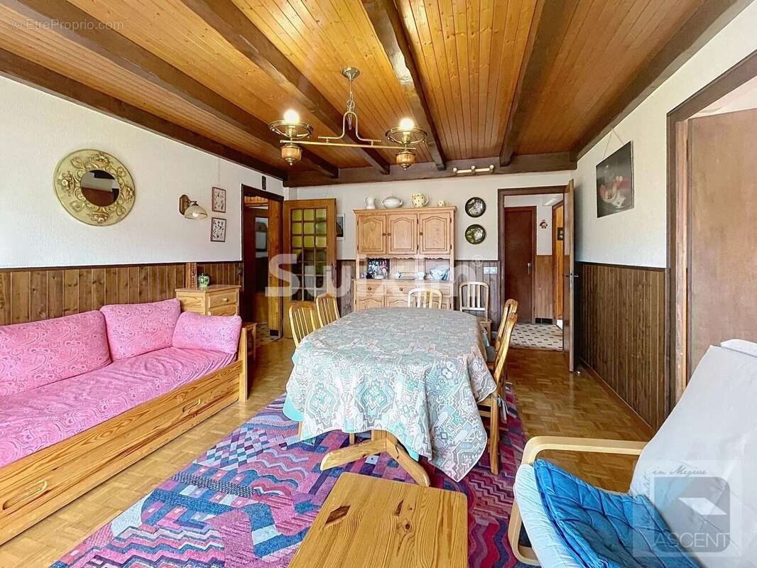 Appartement à rénover à vendre au Jaillet Megève - photo 2