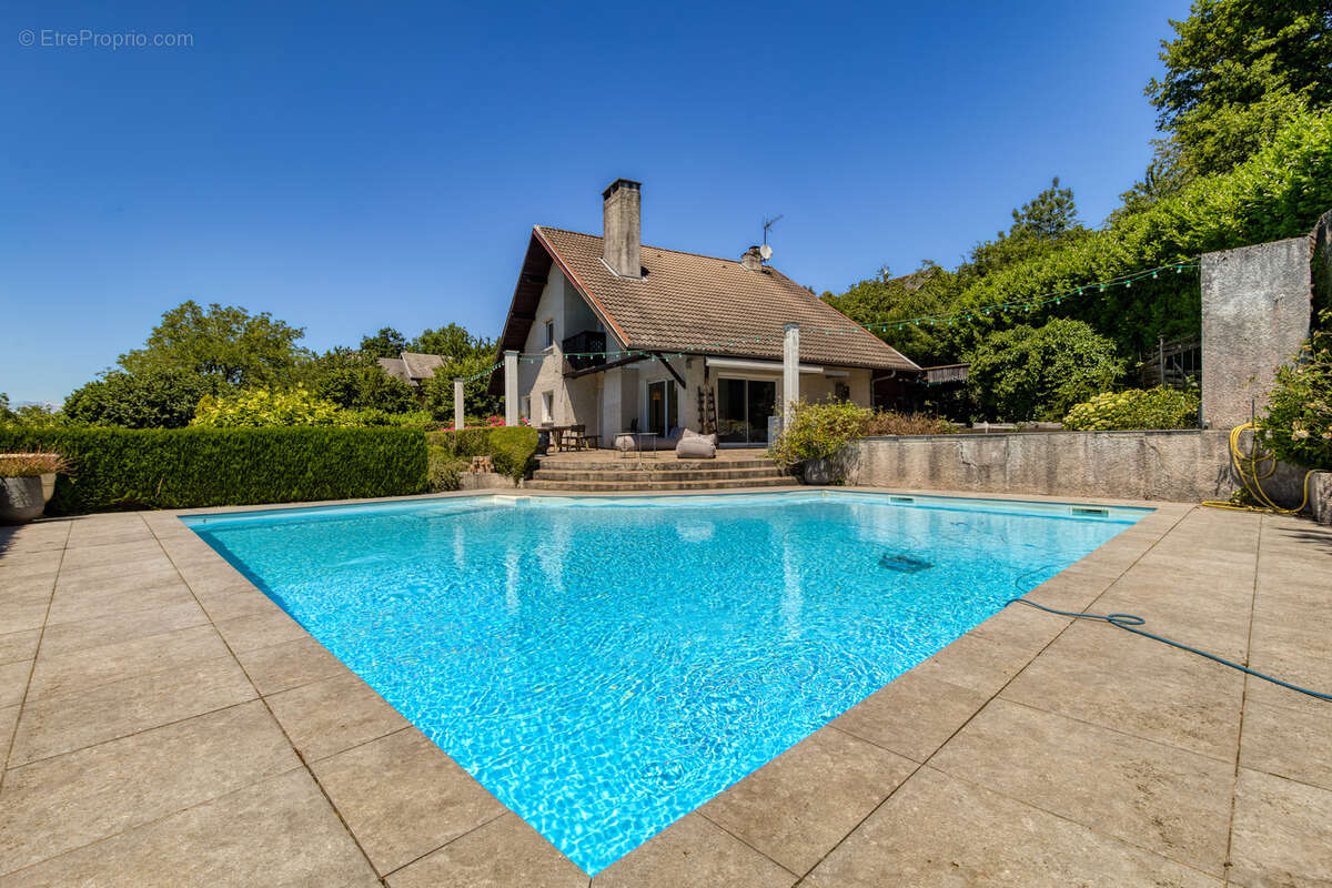 Trévignin - Villa avec vue lac - Terrain 2500 m2 - photo 8