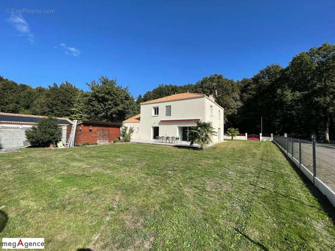 Maison à LA CHEVROLIERE