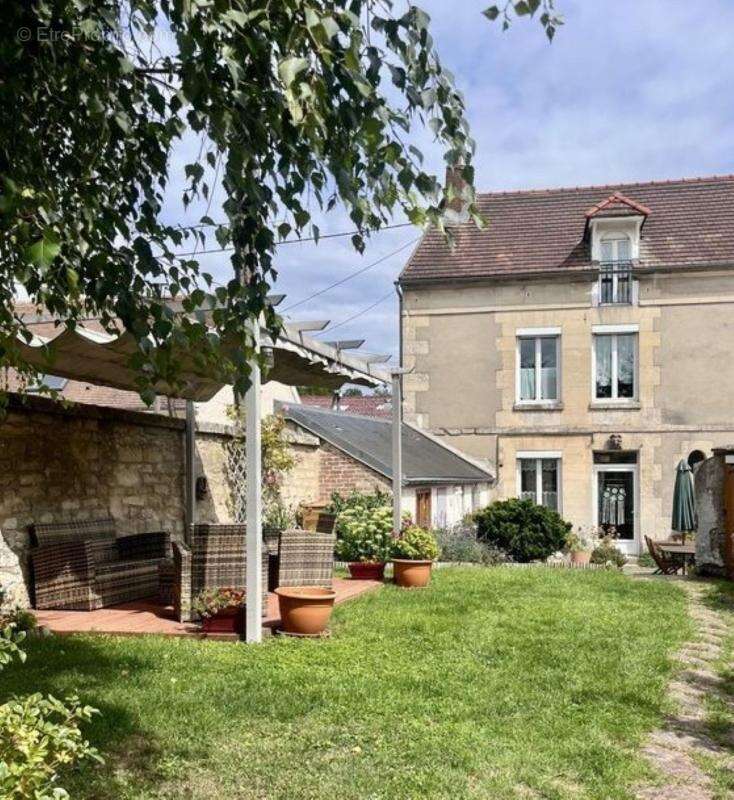 Maison à NEUILLY-EN-THELLE