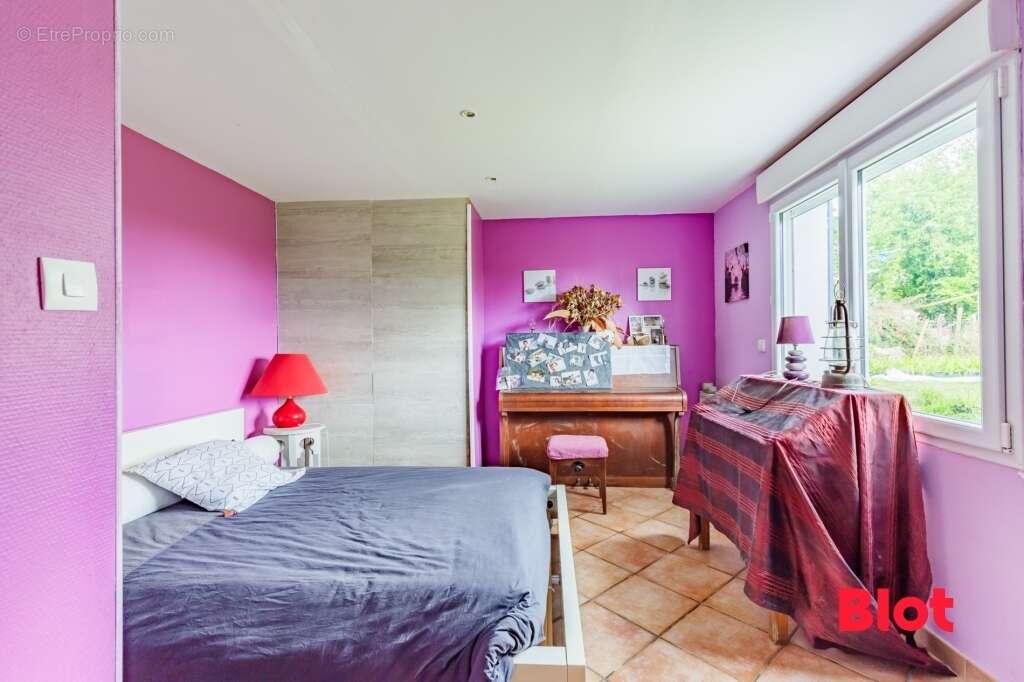 Maison à SAINT-JULIEN-DE-CONCELLES