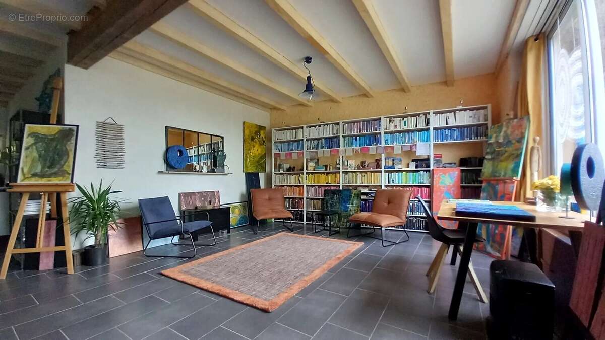 Maison à REGNEVELLE