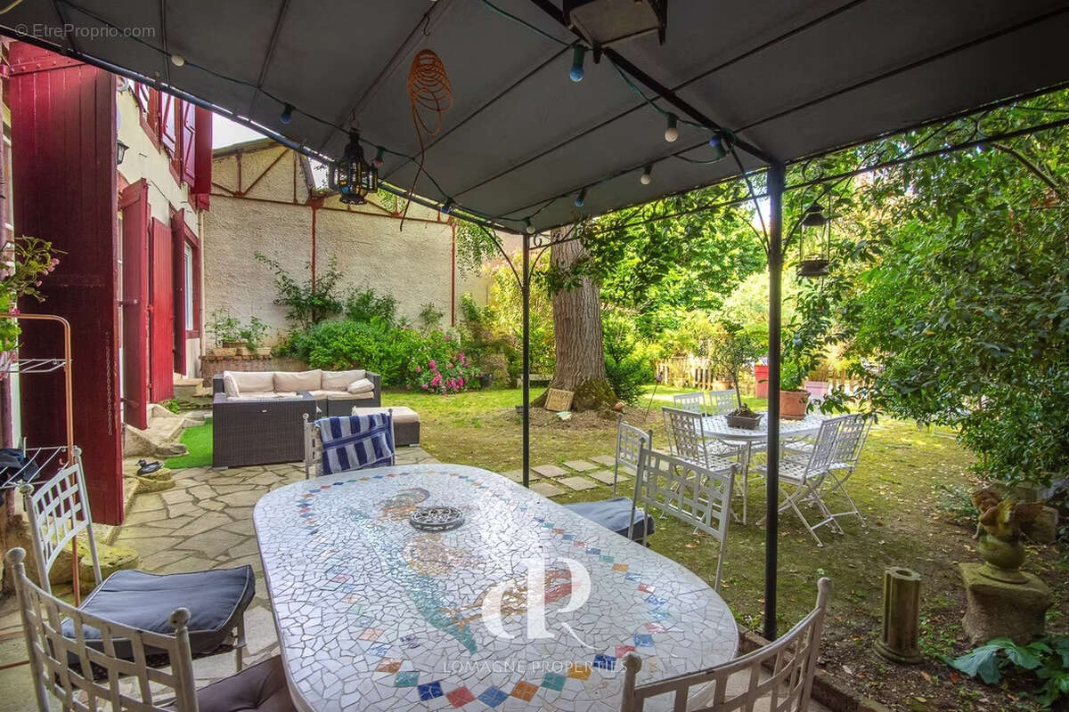 Maison à BEAUMONT-DE-LOMAGNE