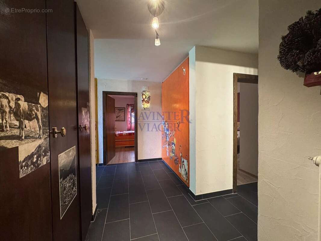 Appartement 91 m², terrasse 20 m2. Proche centre – Vue Alpes - photo 8