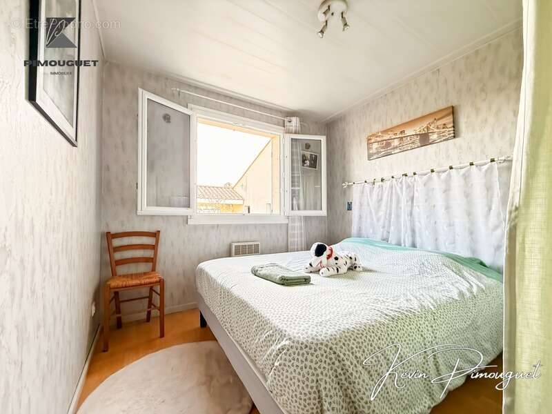 Maison à SAINT-MAGNE-DE-CASTILLON