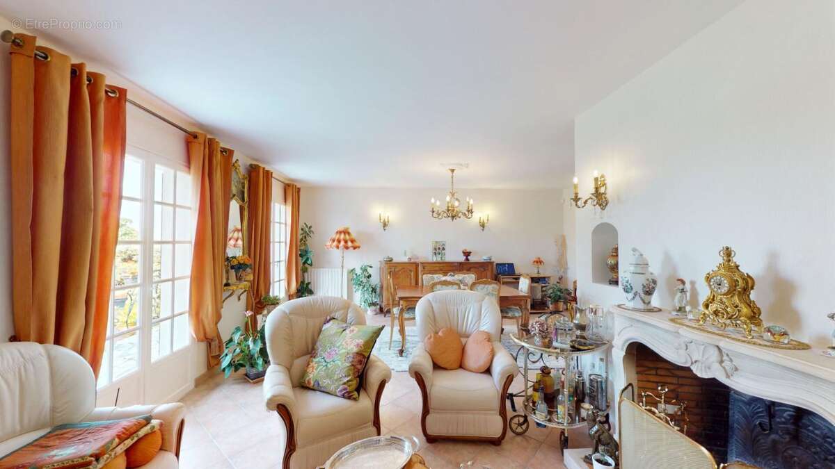 Maison  3 pièce(s) 85 m2 - photo 2