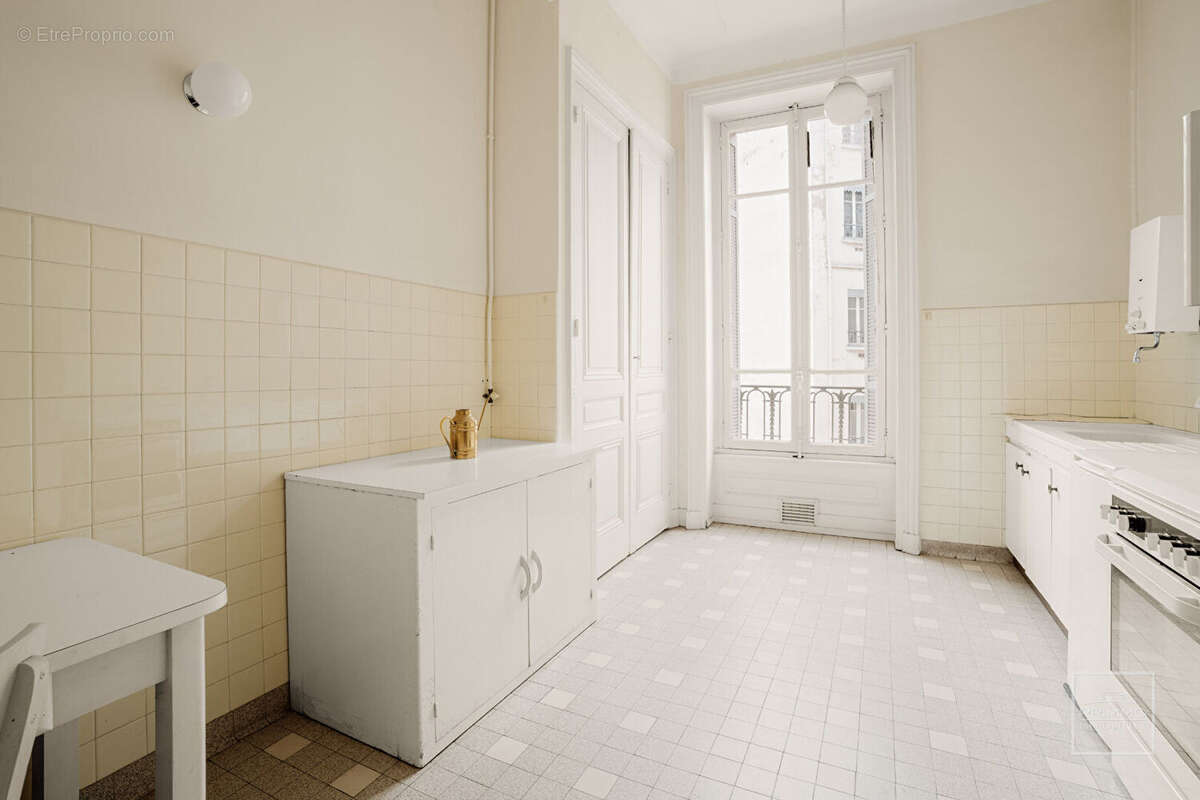 Appartement à LYON-6E