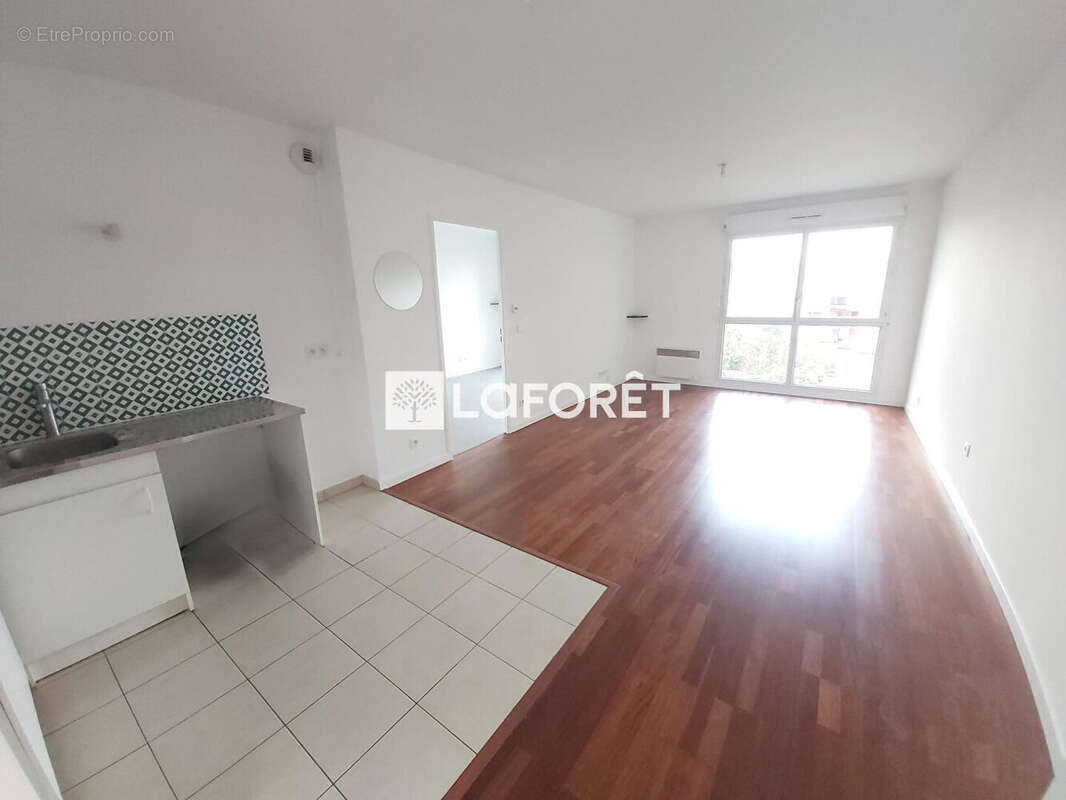 Appartement à VILLEMOMBLE