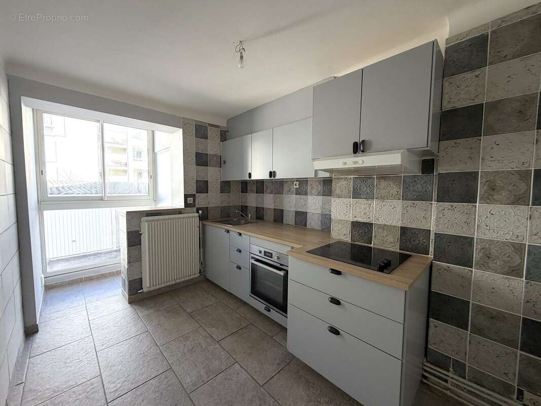 Appartement à SAINT-JEAN-DE-BRAYE