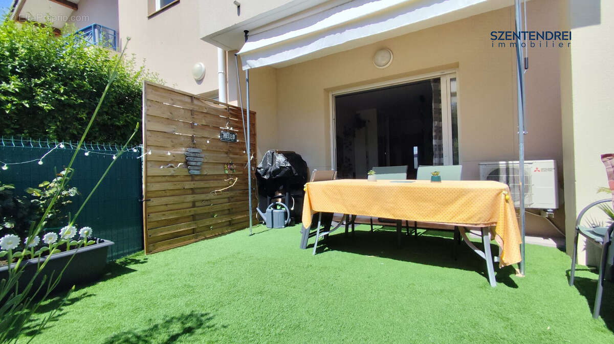 Szentendrei Immobilier - Appartement T3 avec jardin - LUNEL - Appartement à LUNEL