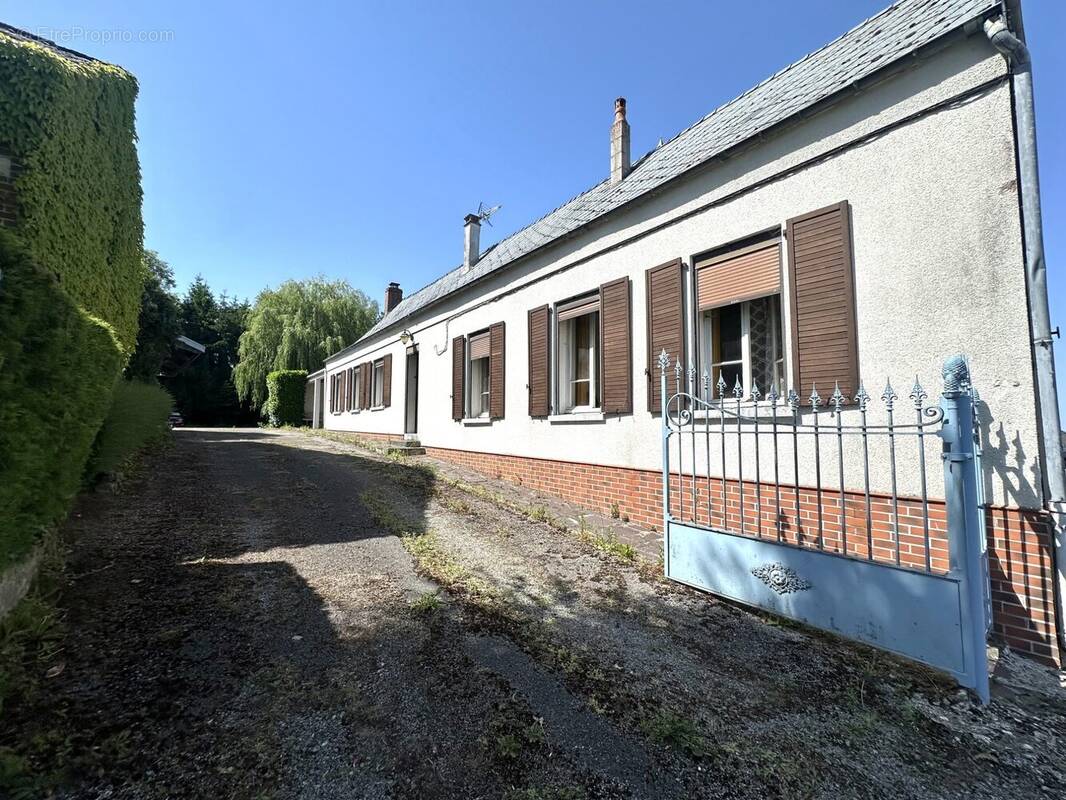 Maison à MENNEVRET