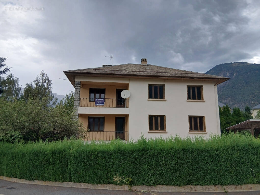 Appartement à LA CHAMBRE