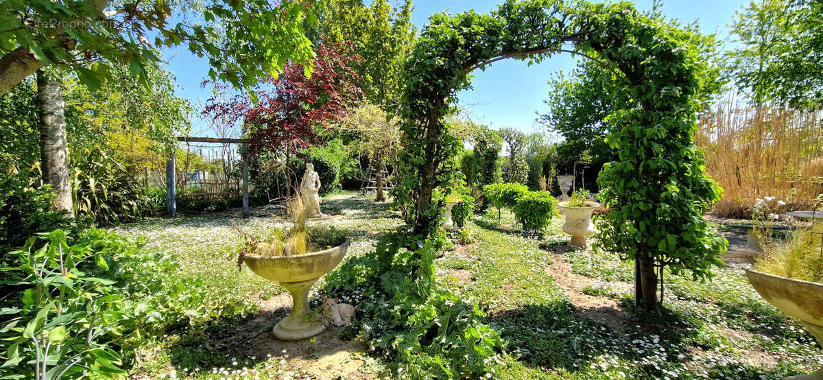 Maison à ISIGNY-SUR-MER