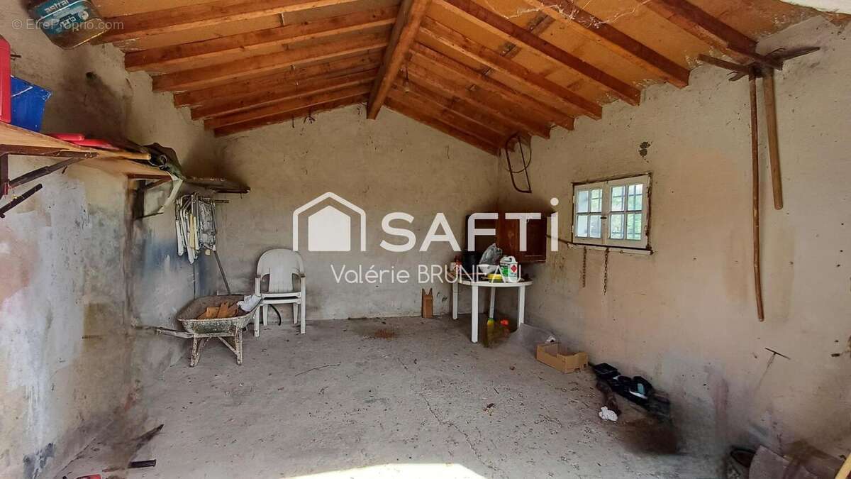 Photo 4 - Terrain à VIVIERS-LES-MONTAGNES