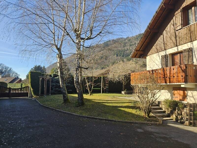 Maison à SAINT-JEOIRE