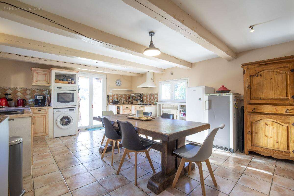 Maison à LA BOUILLADISSE