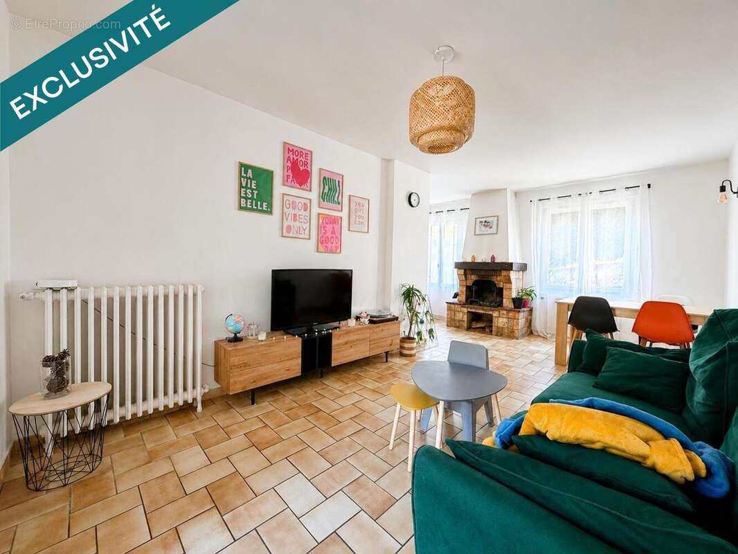 Maison 105 m² à Saint-Paer  - photo 2