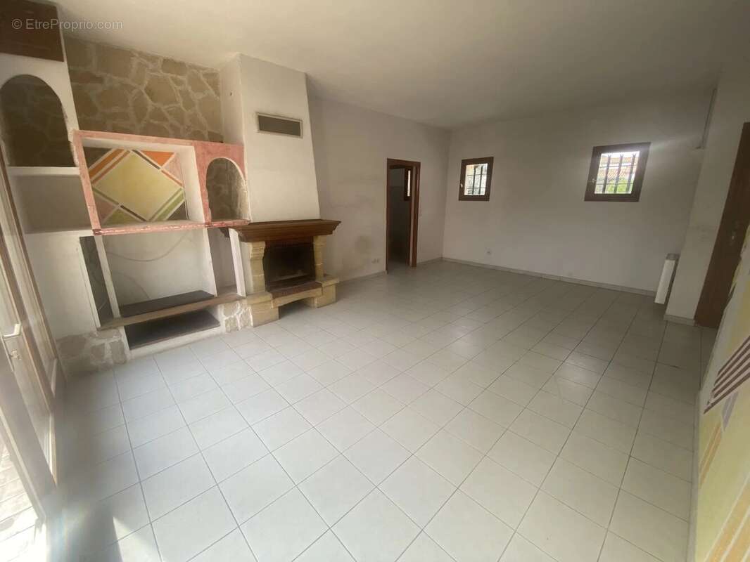 Maison à SAINT-MARTIN-DU-VAR