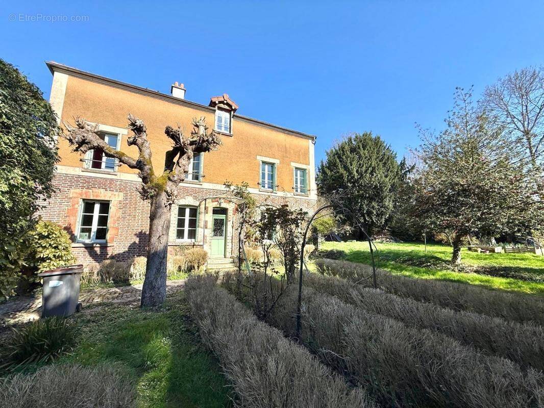 Maison à BOISSY-SAINT-LEGER