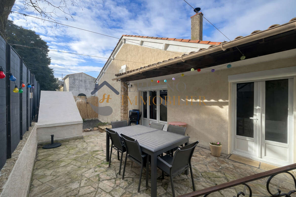 Maison à BEAUCAIRE