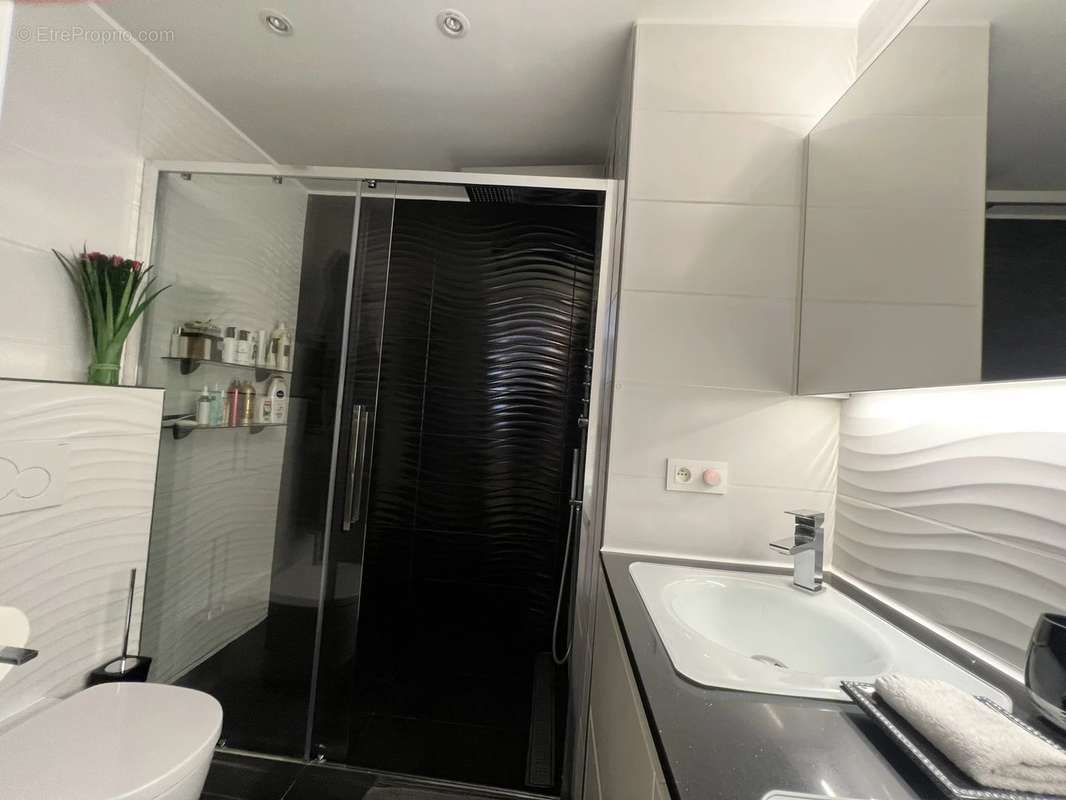 Appartement à ROQUEBRUNE-CAP-MARTIN