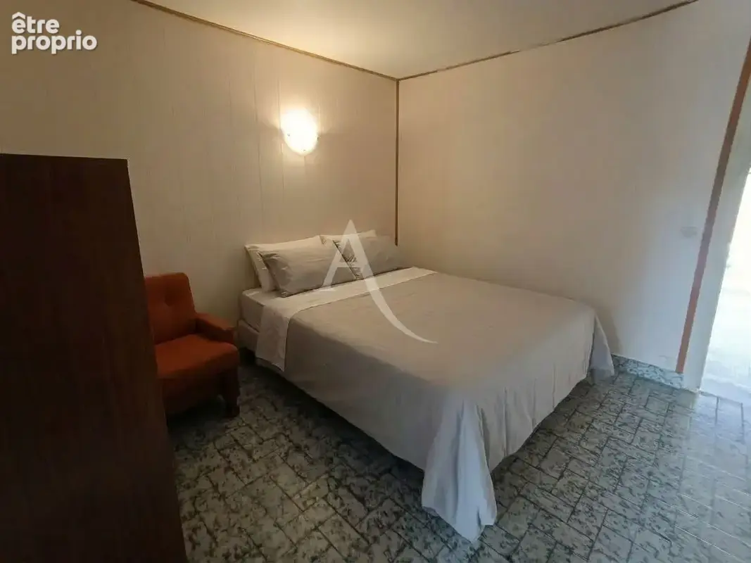 EN VENTE - IMPHY - Appartement T2 . ideal investisseur - photo 4
