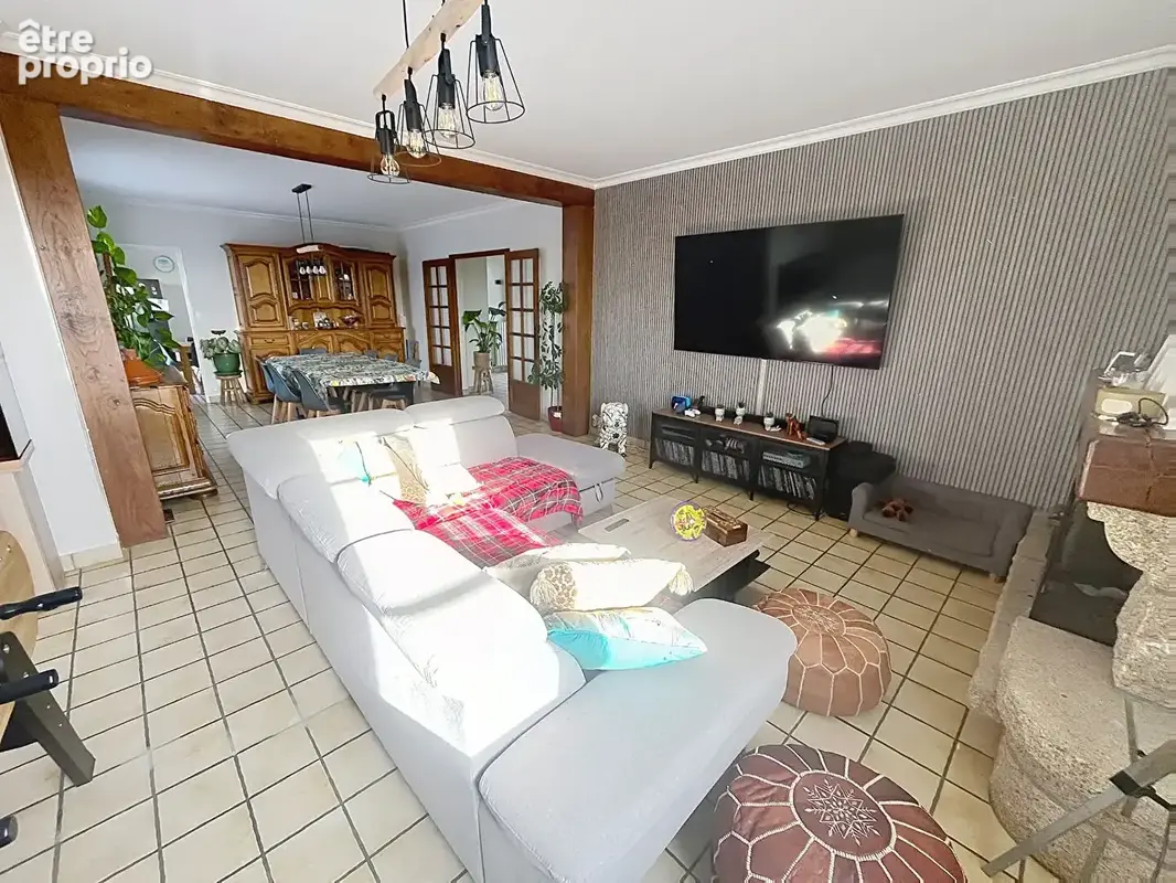 Maison Isigny Le Buat 8 pièce(s), 5 chambres, 169 m2,  1447m² terrain, sous-sol complet - photo 5