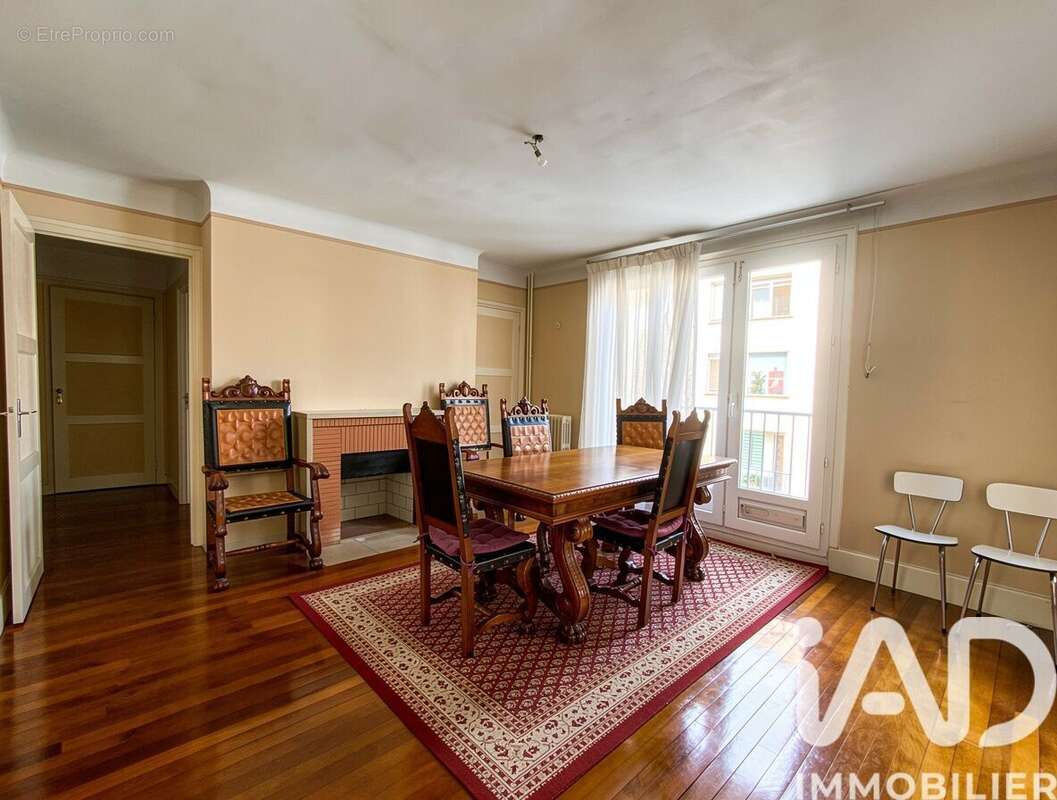 Photo 2 - Appartement à TROYES