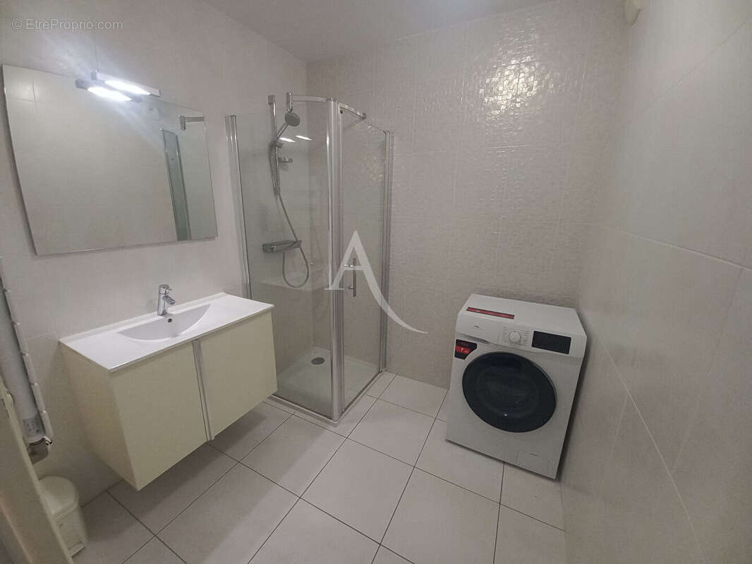 Quartier Saint-Mihiel - Appartement récent avec balcon et garage - photo 6