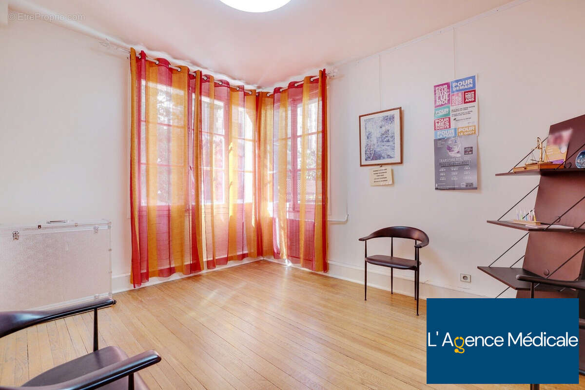Appartement à ISSY-LES-MOULINEAUX