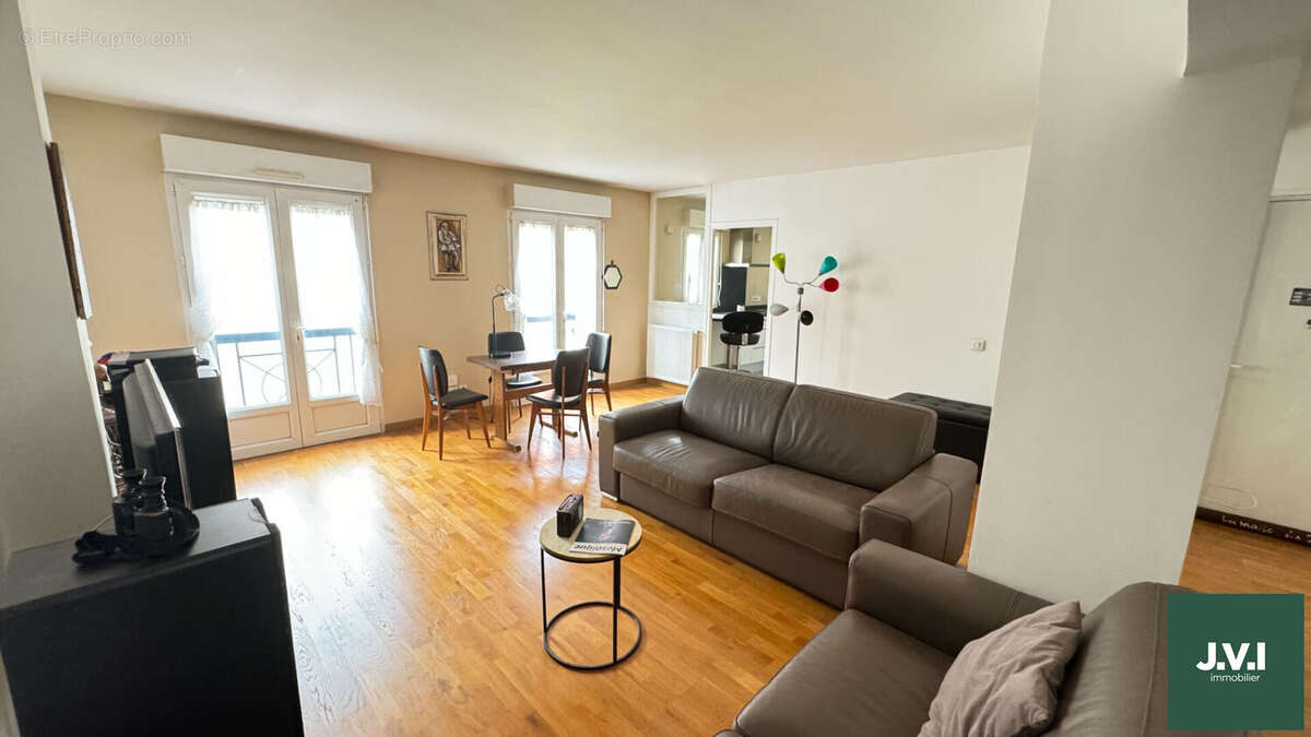 Appartement à ENGHIEN-LES-BAINS