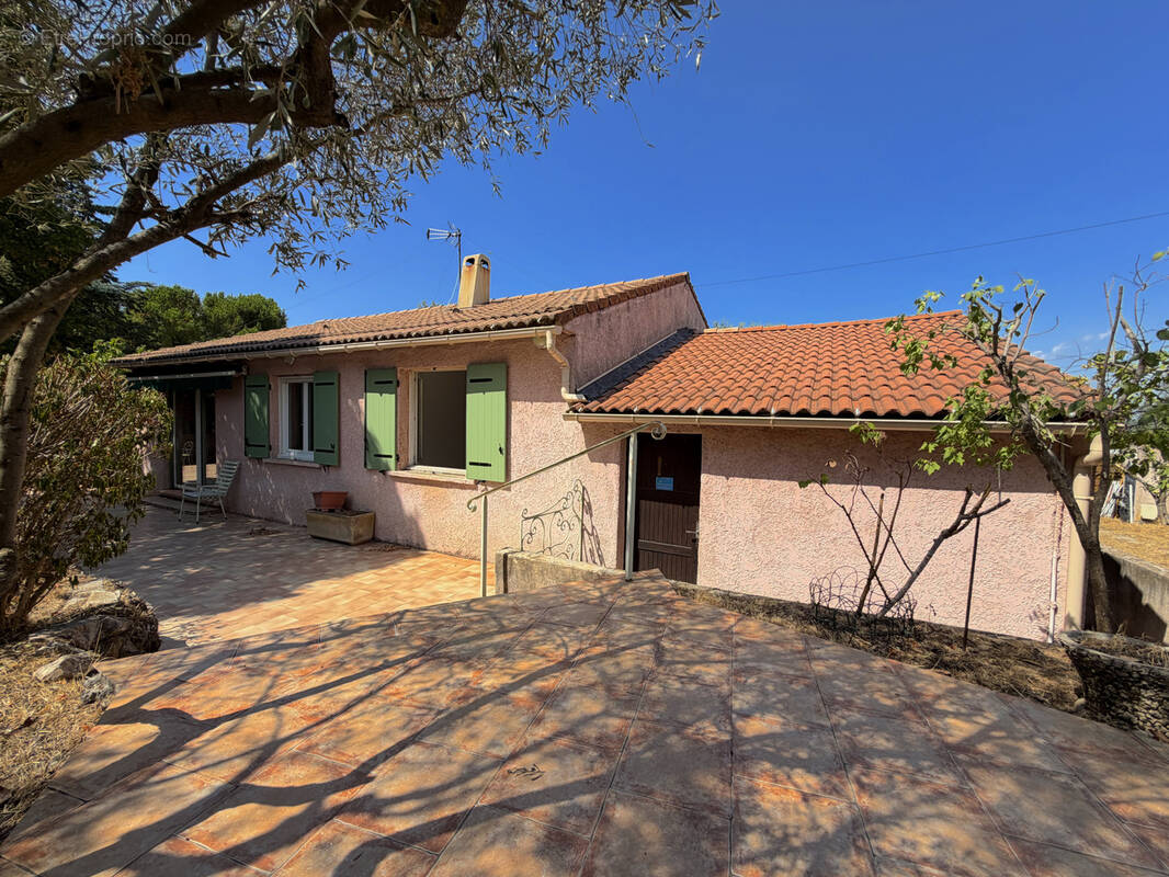 Maison à SAINT-MAXIMIN-LA-SAINTE-BAUME