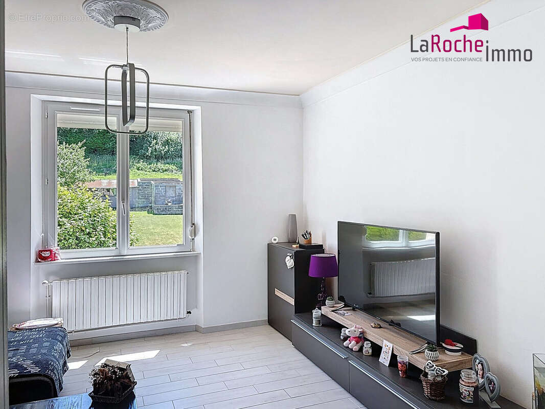 Maison à LA ROCHE-MAURICE