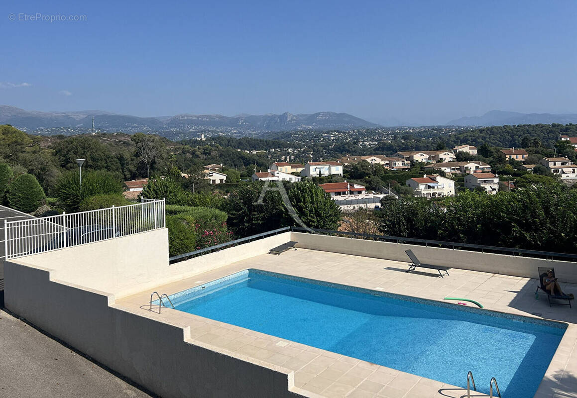Appartement à VILLENEUVE-LOUBET