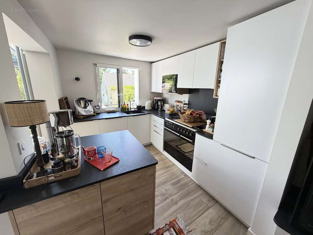 Appartement à L'ETANG-LA-VILLE